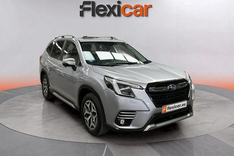 Gris Usado 2023 Subaru Forester SUV | 24.090 € (Super precio) - Imagen 1/4