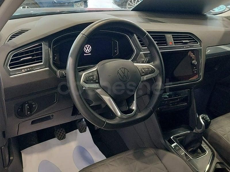 Usado VW Tiguan Life 150 CV (110 kW) 2024 Negro SUV