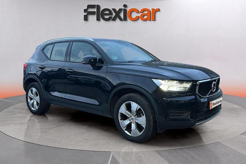 Negro Usado 2019 Volvo XC40 Momentum SUV | 18.990 € (Super precio) - Imagen 1/4