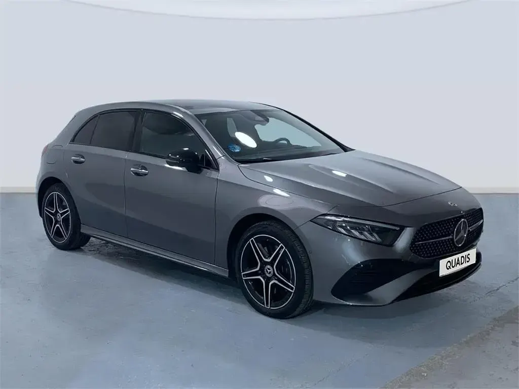 Usado Mercedes A250 218 CV (160 kW) 2025 Gris montaña Berlina