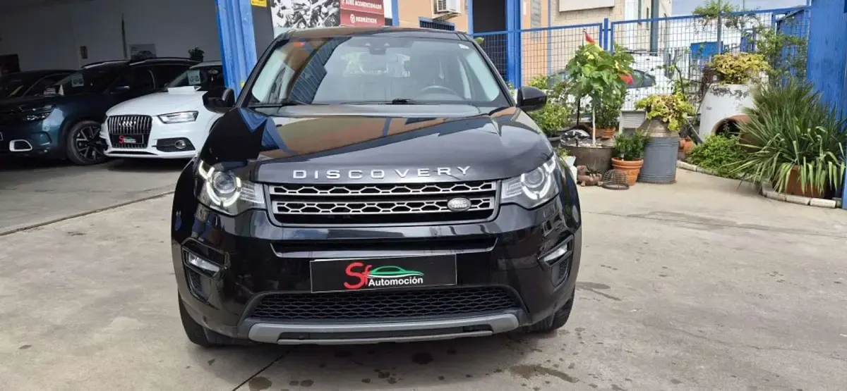 Usado Land Rover Discovery Sport SE 150 CV (110 kW) 2017 Negro SUV