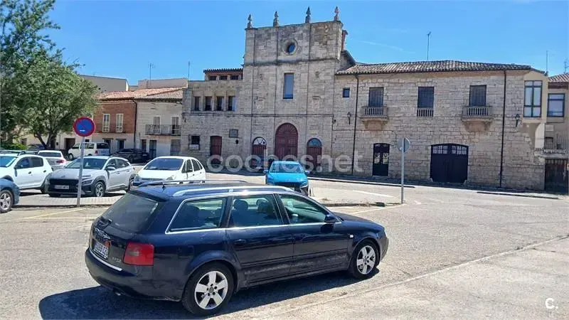 Usado Audi A6 180 CV (132 kW) 2004 Negro Familiar