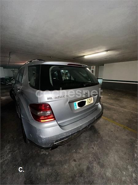 Gris / plata Usado 2008 Mercedes ML320 Edition 1 SUV | 14.600 € (Precio justo) - Imagen 1/4