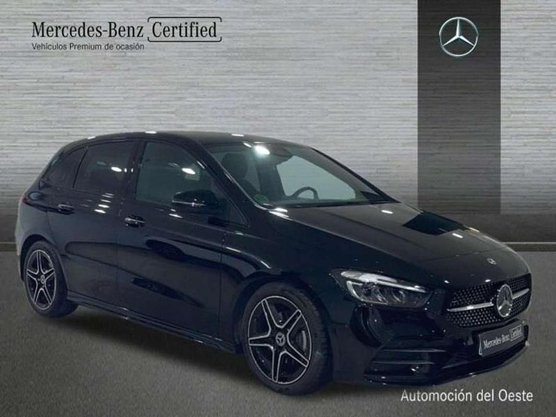 Usado Mercedes B200 AMG line 151 CV (111 kW) 2024 Negro Monovolumen