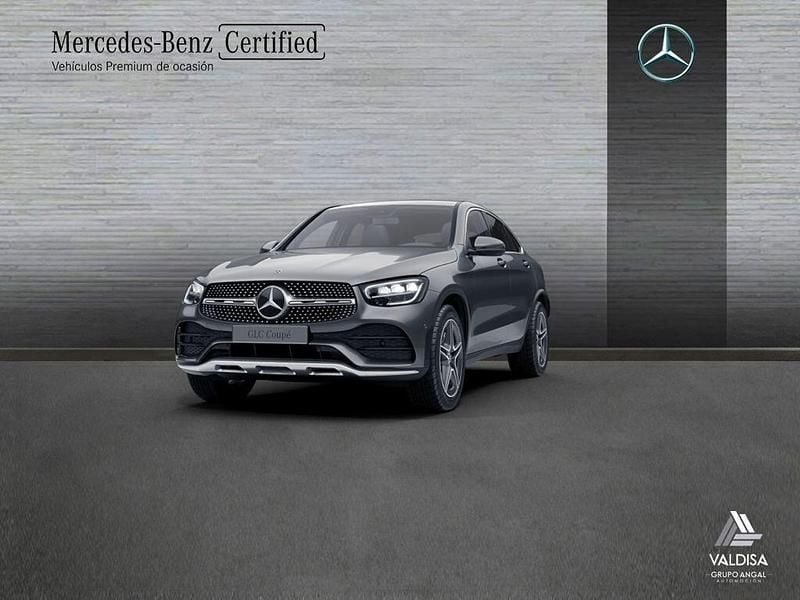 Usado Mercedes GLC300 AMG line 245 CV (180 kW) 2022 Gris Coupe