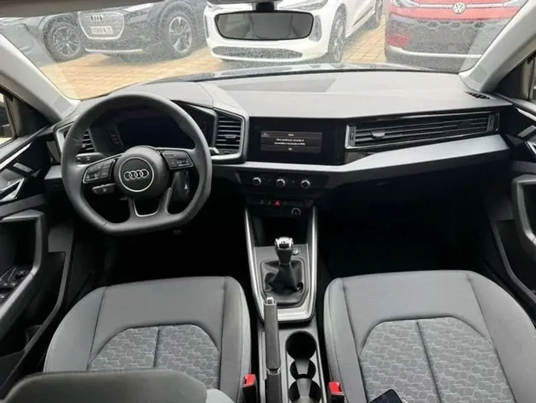 Usado Audi A1 95 CV (69 kW) 2026 Azul SUV