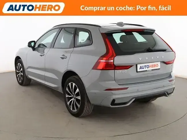 Usado Volvo XC60 Plus 250 CV (183 kW) 2024 Gris SUV