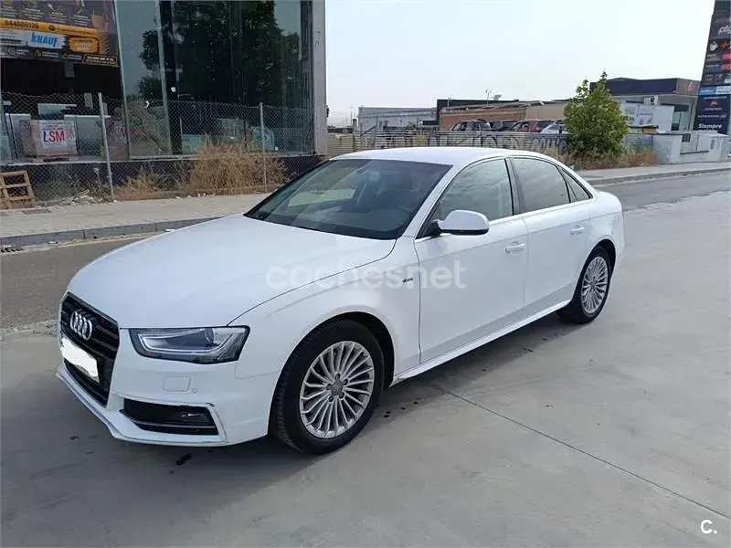 Usado Audi A4 S-Line 150 CV (110 kW) 2014 Blanco Berlina