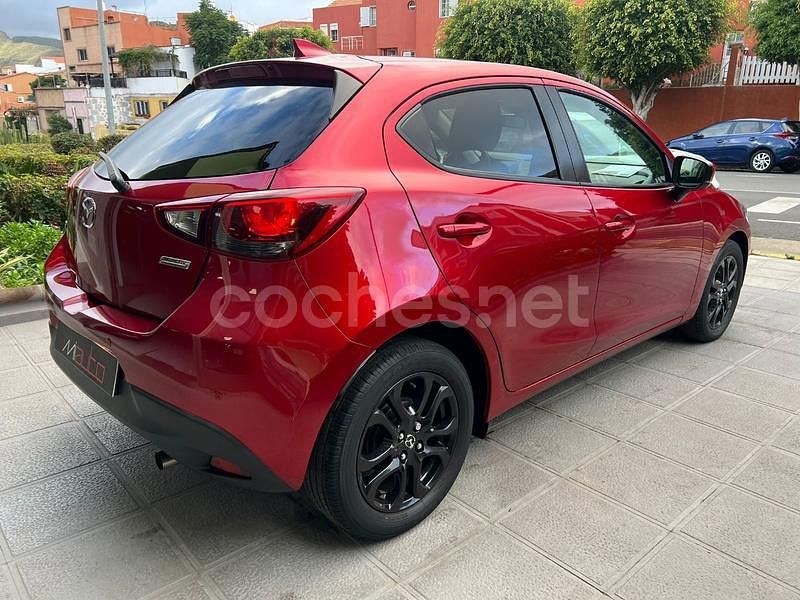 Usado Mazda 2 Edition 90 CV (66 kW) 2019 Granate Berlina