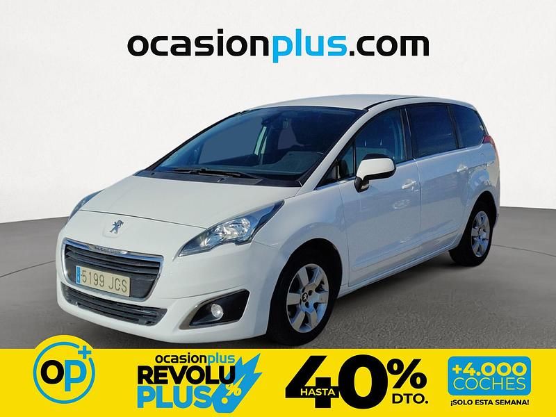 Usado Peugeot 5008 Active 115 HP (84 kW) 2015 Branco Monovolume