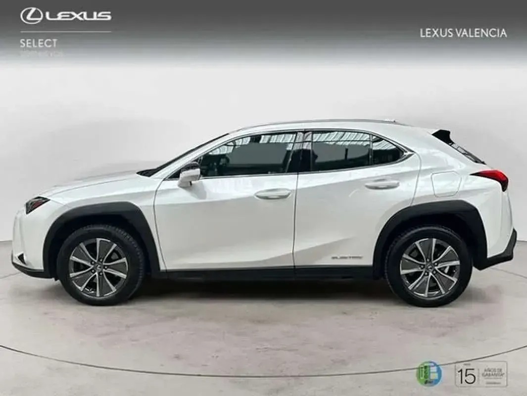 Usado Lexus UX 300e Business Edition 150 kW (204 CV) 2022 Blanco SUV