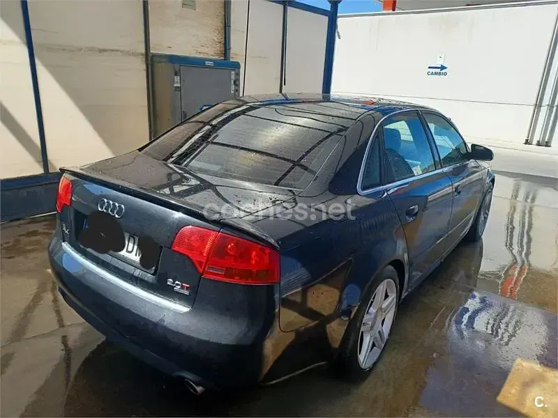 Usado Audi A4 200 CV (147 kW) 2005 Negro Berlina