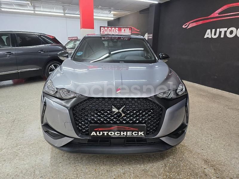 Usado DS Automobiles DS3 Crossback Performance 131 CV (96 kW) 2022 Gris / plata SUV