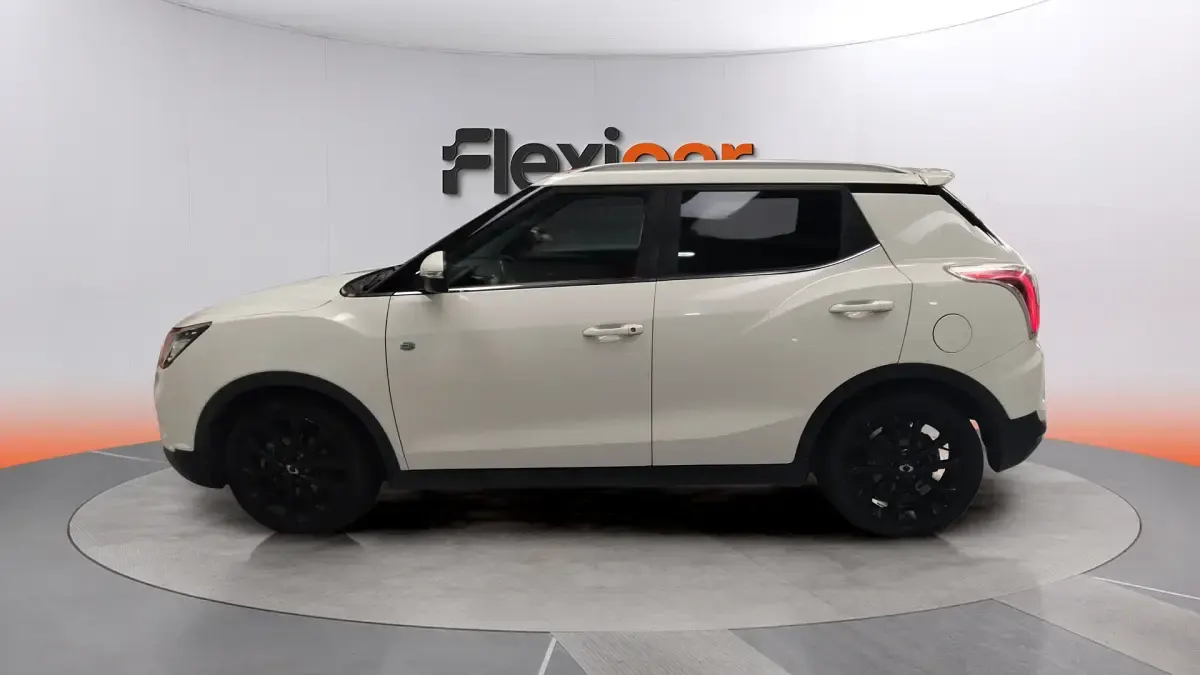 Usado SsangYong Tivoli Limited 116 CV (85 kW) 2018 Blanco SUV