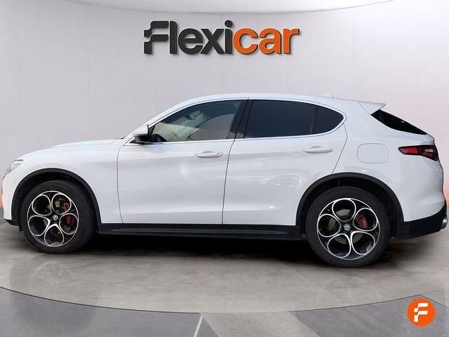 Usado Alfa Romeo Stelvio Executive 201 CV (147 kW) 2017 Blanco SUV