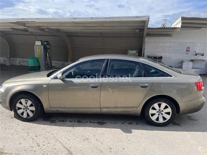 Usado Audi A6 225 CV (165 kW) 2005 Beige Berlina