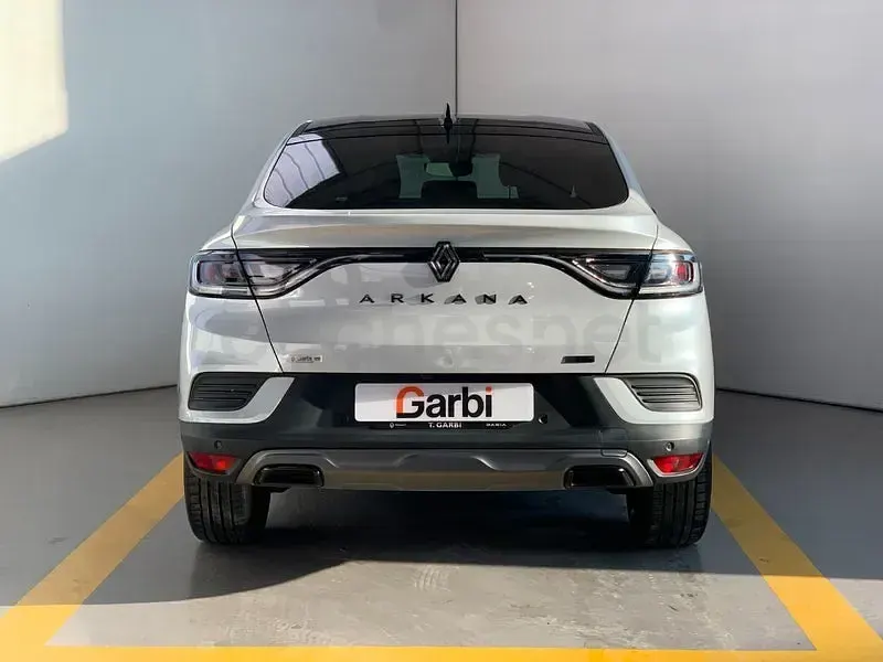Usado Renault Arkana Esprit Alpine 145 CV (106 kW) 2024 Blanco SUV