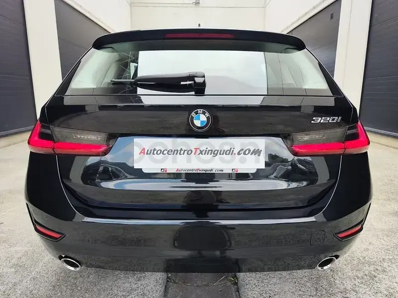Usado BMW 320 184 CV (135 kW) 2020 Negro Familiar