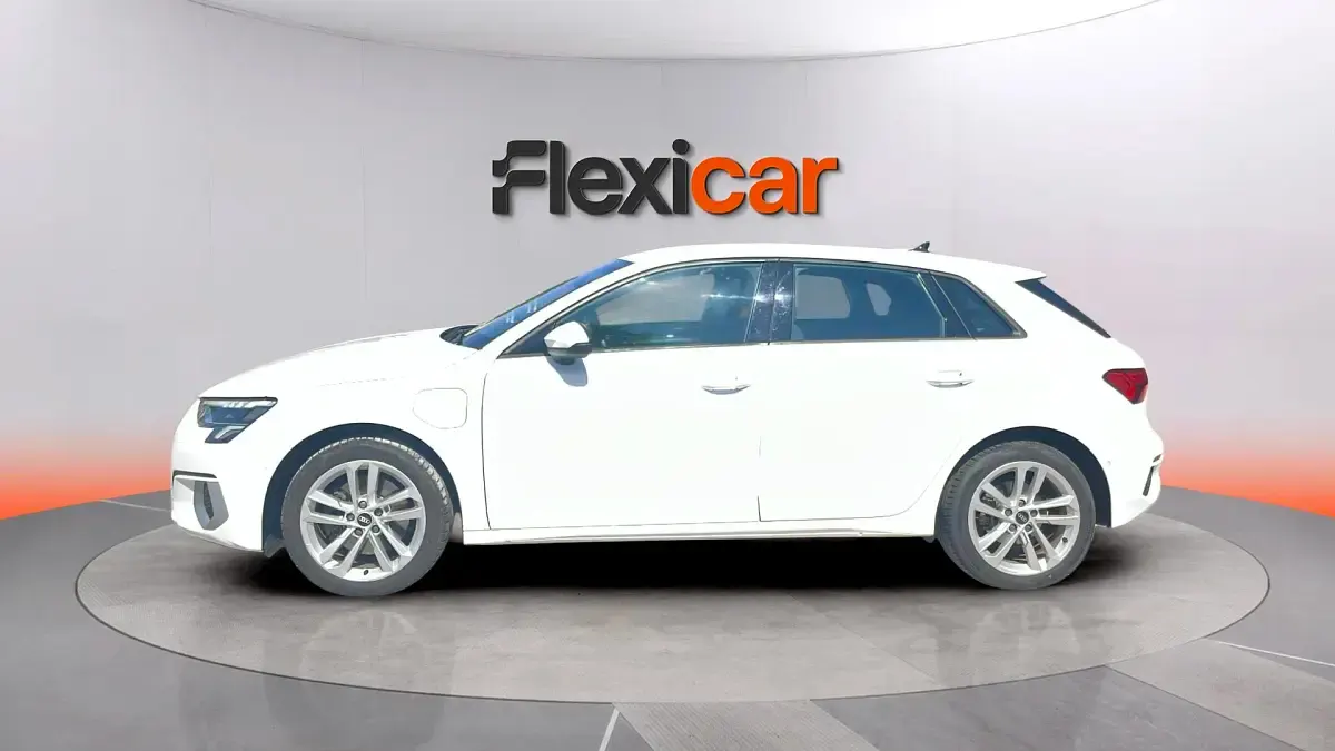 Usado Audi A3 Advanced Plus 204 CV (150 kW) 2022 Blanco Berlina