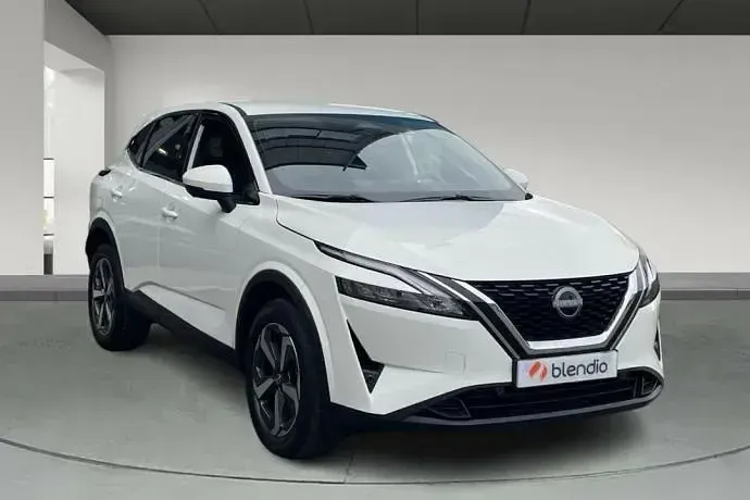 Usado Nissan Qashqai N-Connecta 141 CV (103 kW) 2024 Blanco SUV