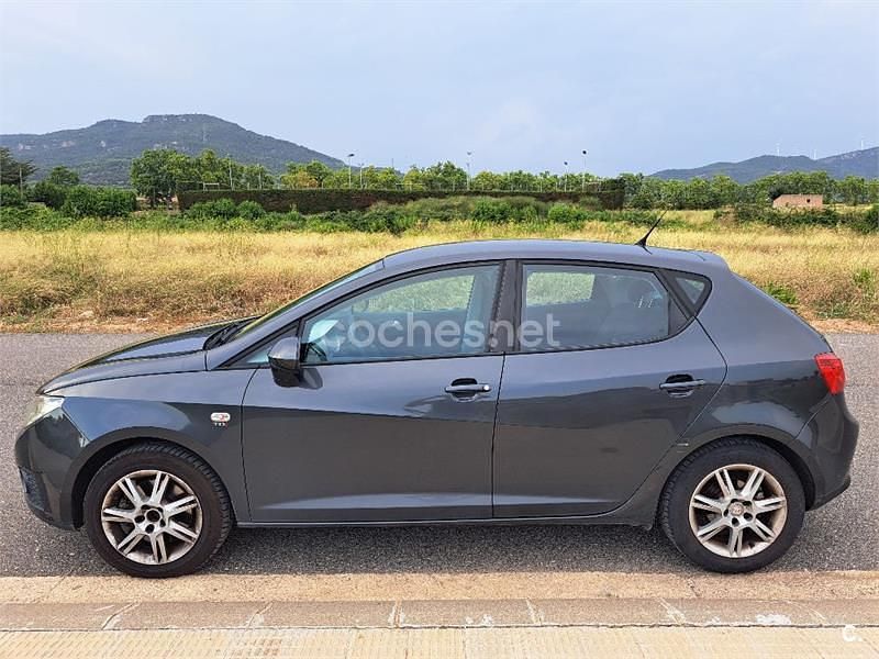 Azul Usado 2010 Seat Ibiza Style Berlina | 6990 € (Precio justo) - Imagen 1/4