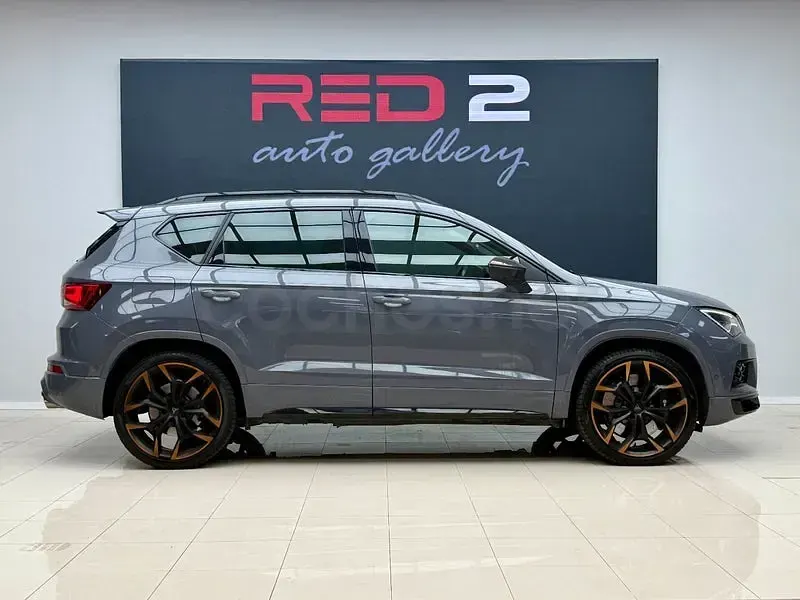 Usado Cupra Ateca Limited Edition 300 CV (220 kW) 2020 Gris / plata SUV