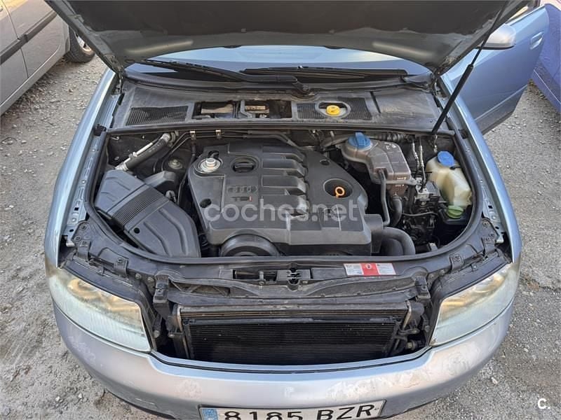 Azul Usado 2002 Audi A4 Berlina | 3300 € (Precio justo) - Imagen 1/4