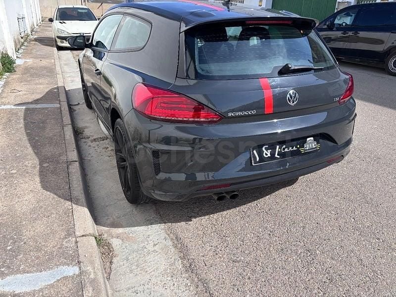 Usado VW Scirocco R-line 125 CV (91 kW) 2015 Gris / plata Coupe