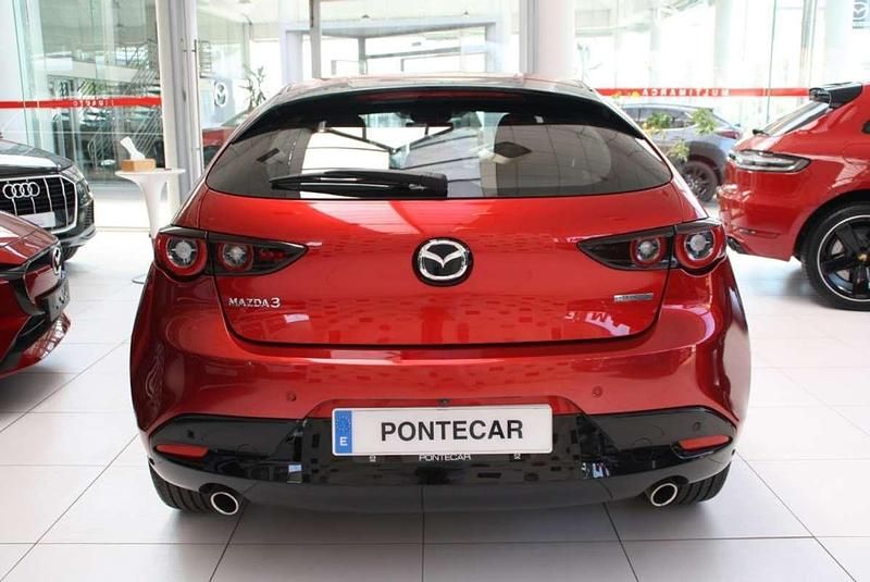 Usado Mazda 3 Center-Line 140 CV (102 kW) 2025 Rojo Utilitario