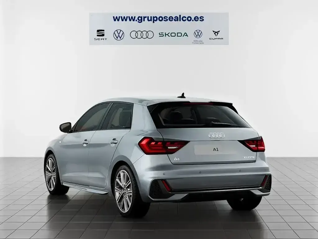 Nuevo Audi A1 Sportback Advanced 116 CV (85 kW) 2026 Gris Utilitario