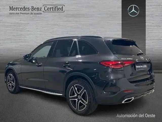 Usado Mercedes GLC220 197 CV (144 kW) 2025 Gris grafito SUV