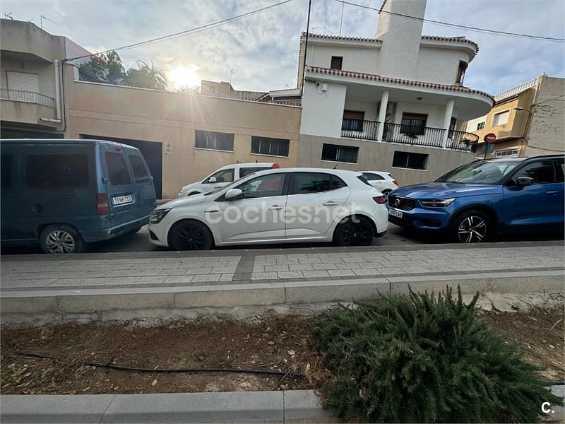 Usado Renault Mégane IV Zen 110 CV (80 kW) 2016 Blanco Berlina