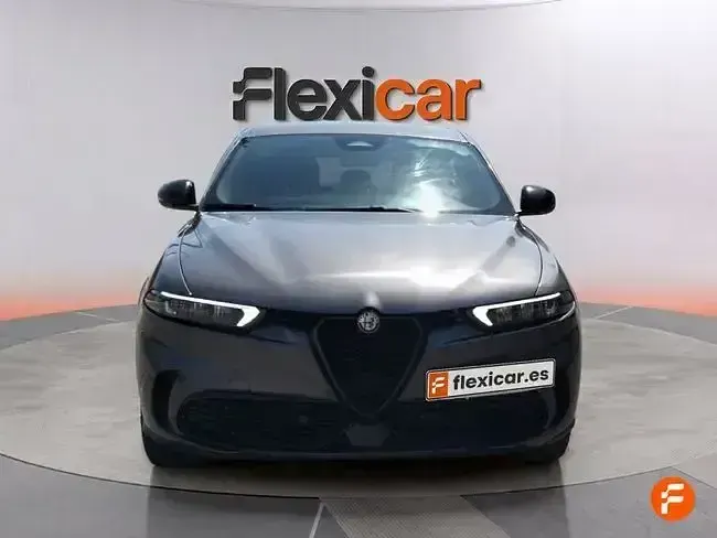 Usado Alfa Romeo Tonale Sprint 130 CV (95 kW) 2023 Gris SUV