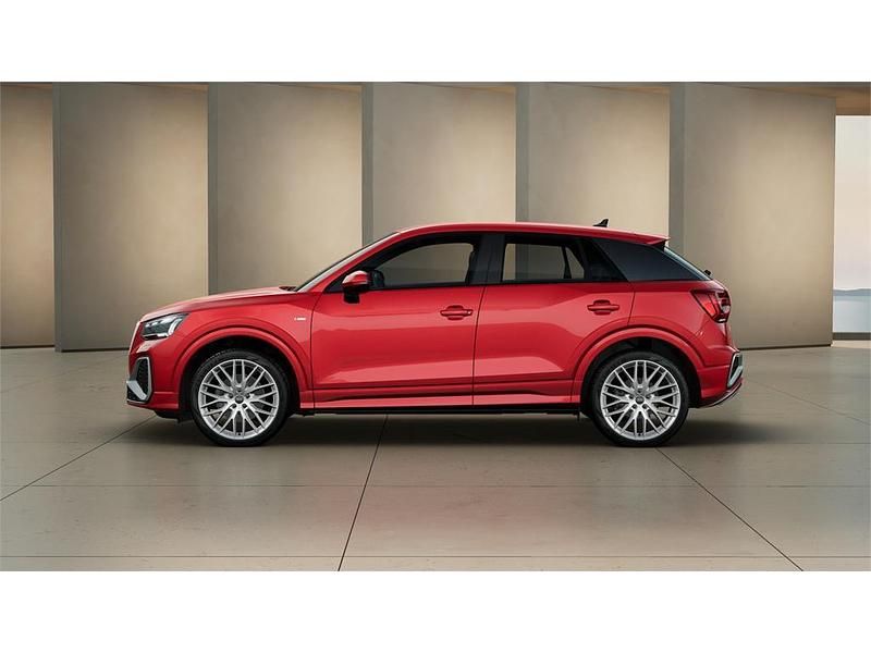 Nuevo Audi Q2 150 CV (110 kW) 2025 Rojo progresivo SUV