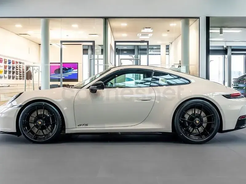 Nuevo Porsche 911 Carrera GTS 541 CV (397 kW) 2026 Gris / plata Coupe