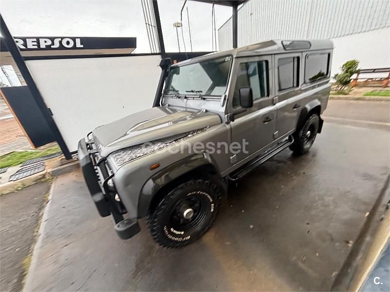 Gris / plata Usado 2012 Land Rover Defender Familiar | 34.500 € (Precio justo) - Imagen 1/3