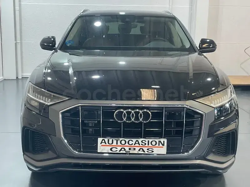 Usado Audi Q8 381 CV (280 kW) 2023 Negro SUV