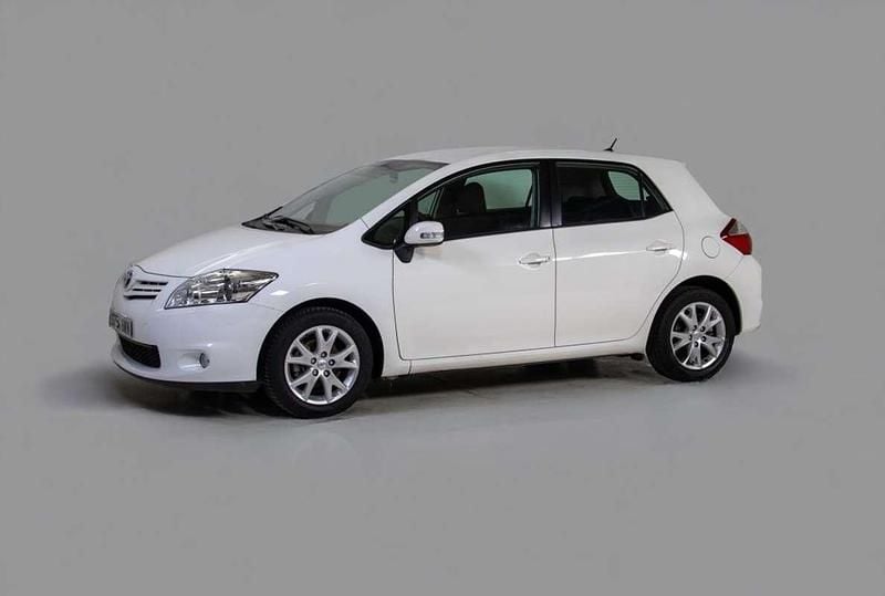 Blanco Usado 2012 Toyota Auris Active Utilitario | 10.590 € (Precio justo) - Imagen 1/4