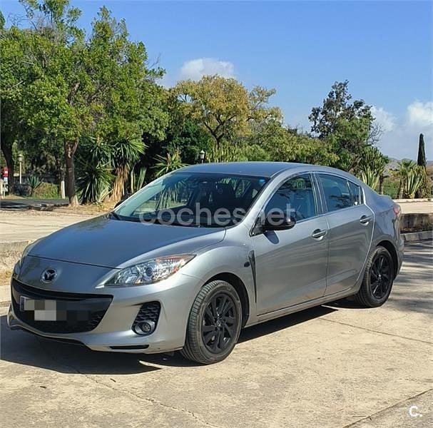 Usado Mazda 3 115 CV (84 kW) 2012 Gris / plata Berlina