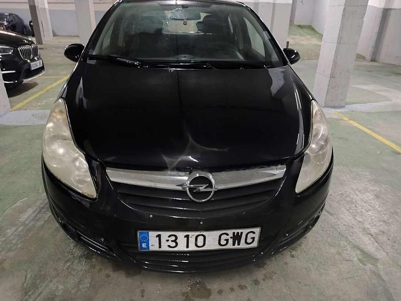 Usado Opel Corsa 75 CV (55 kW) 2010 Negro Utilitario