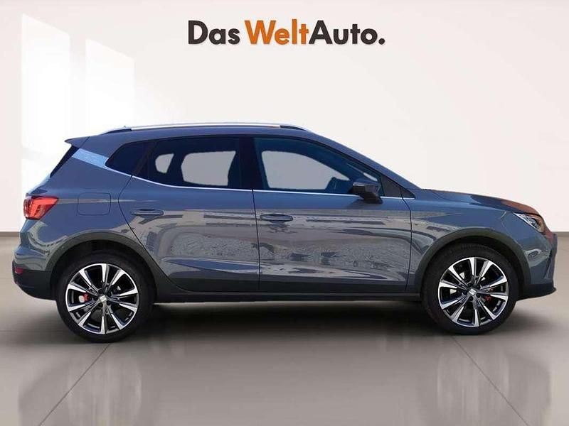 Usado Seat Arona FR 116 CV (85 kW) 2024 Gris SUV