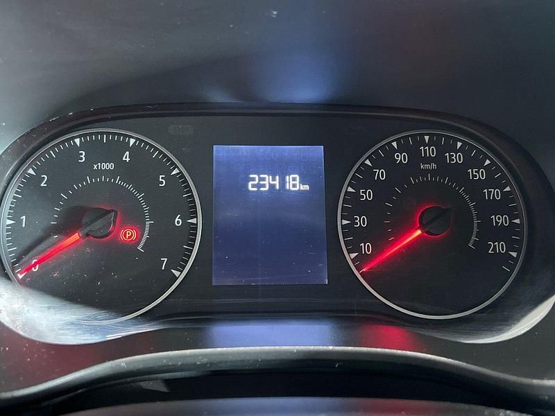 Usado Dacia Sandero Essentiel 91 CV (66 kW) 2023 Blanco Berlina