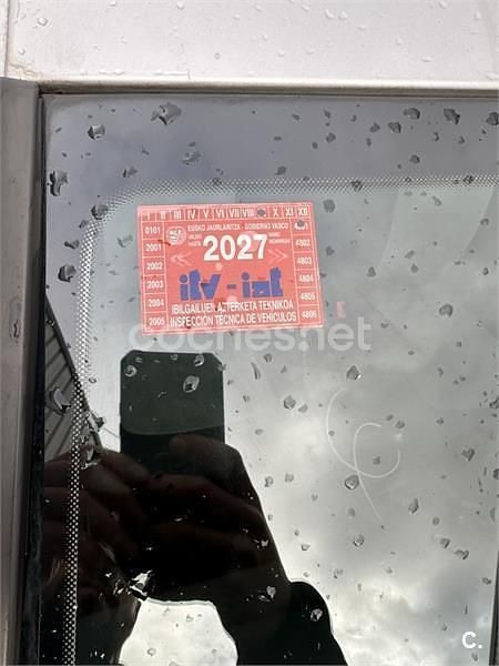 Usado Seat Ibiza Reference 90 CV (66 kW) 2016 Gris / plata Berlina