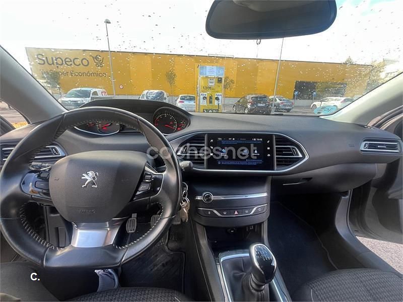 Begagnad Peugeot 308 SW Business-Line 130 HK (95 kW) 2020 Grå Kombi