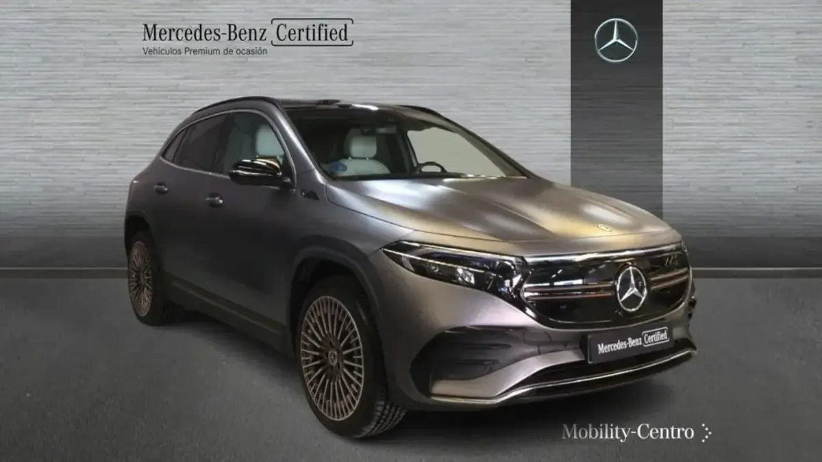 Usado Mercedes EQA250 AMG Edition 1 139 kW (190 CV) 2022 Mountaingrau magno SUV