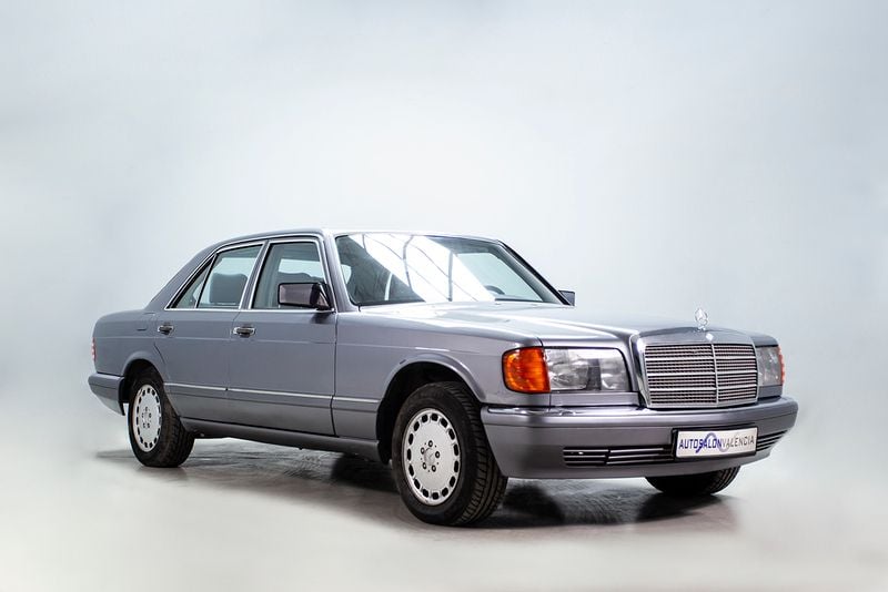 Usado Mercedes 300 SE 180 CV (132 kW) 1986 Gris