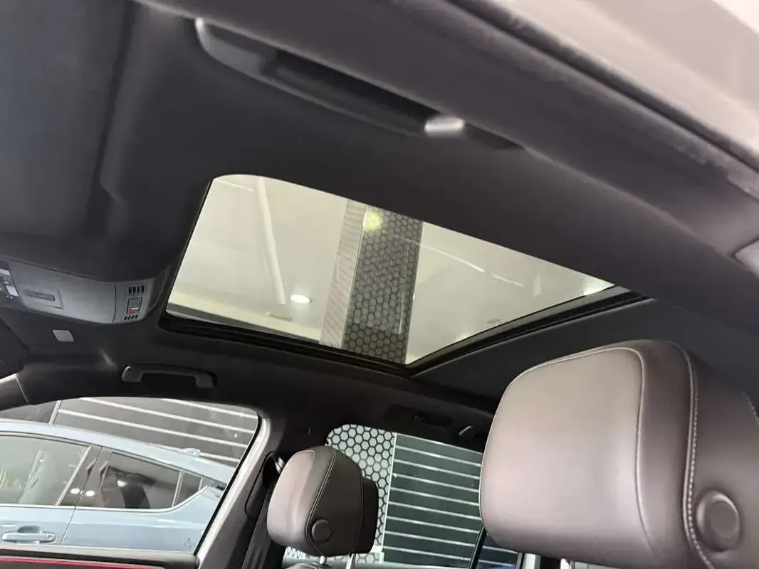 Usado VW Tiguan R-line 150 CV (110 kW) 2022 Blanco SUV