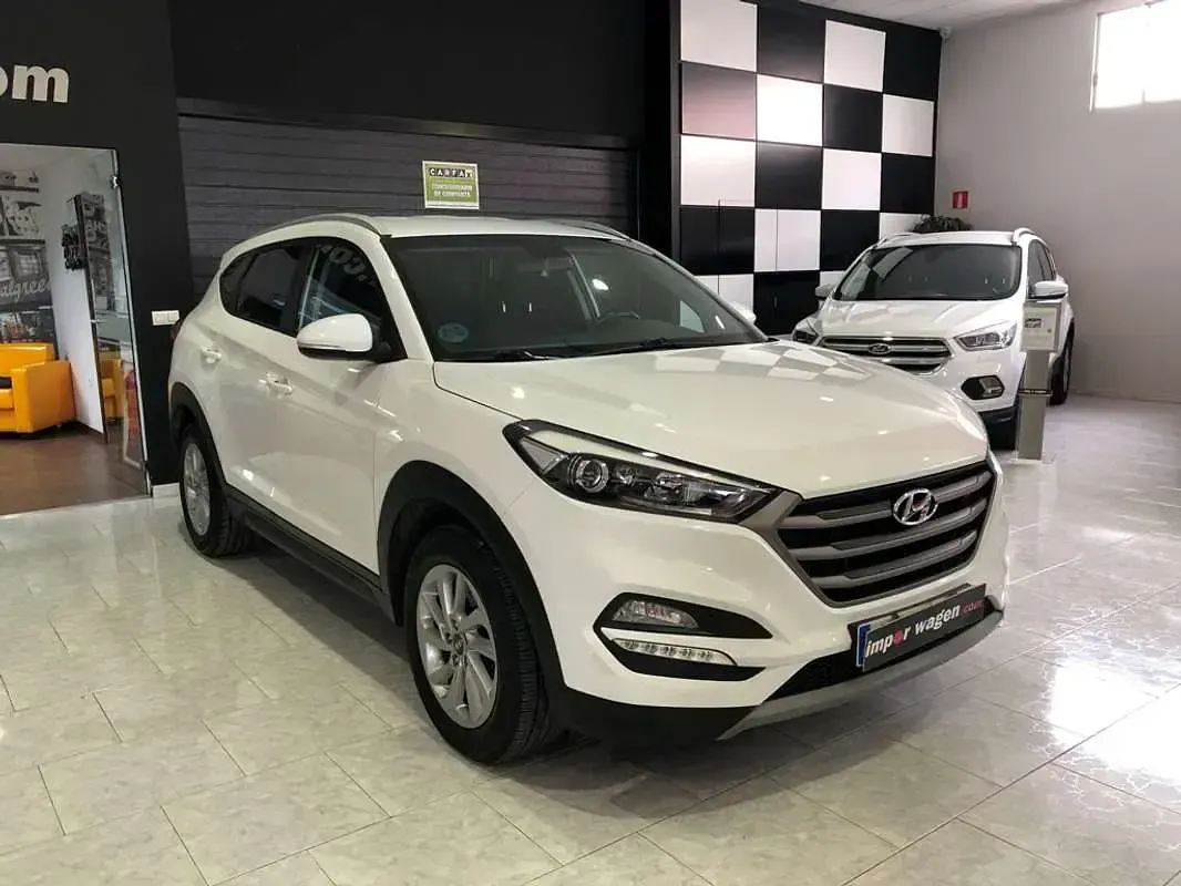Usado Hyundai Tucson 116 CV (85 kW) 2018 Blanco SUV