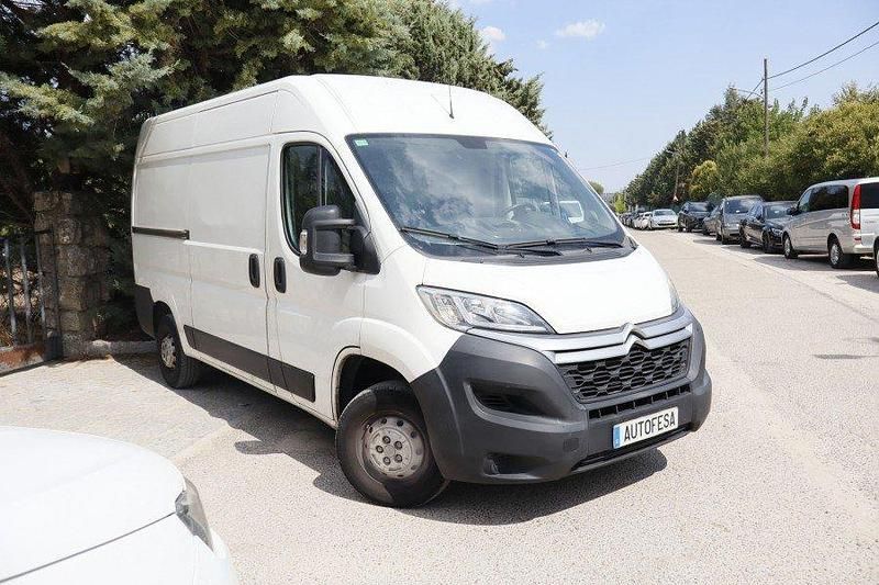 Usado Citroën Jumper 120 CV (88 kW) 2021 Blanco Monovolumen