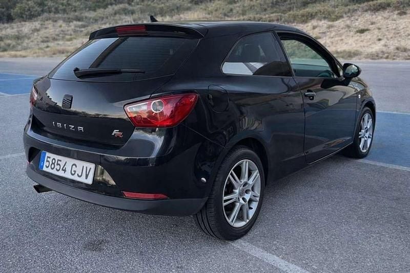 Usado Seat Ibiza Sport 101 CV (74 kW) 2009 Negro Berlina